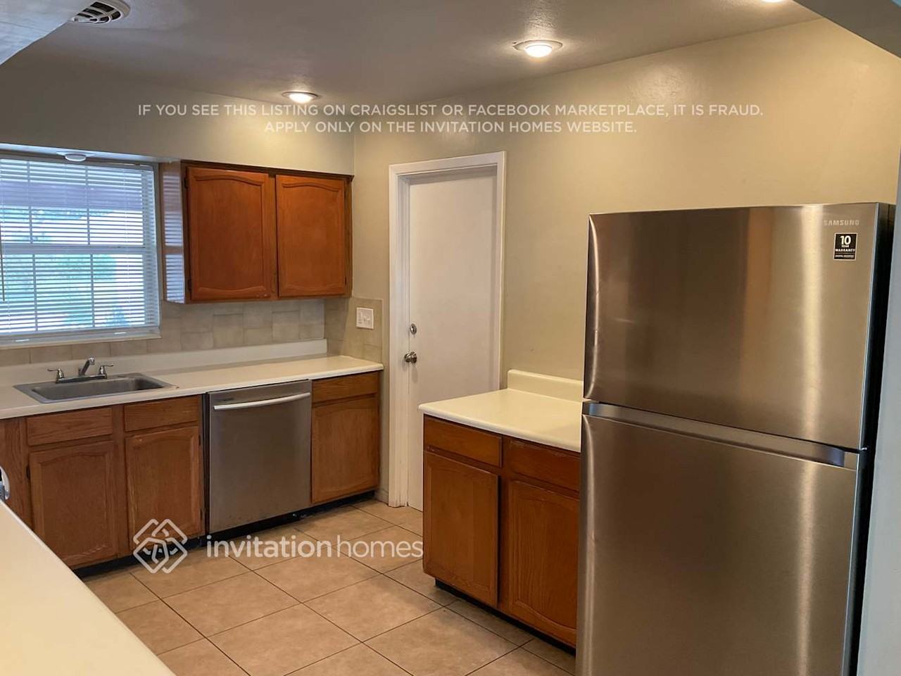 2324 61st Way N - Photo 6 of 21