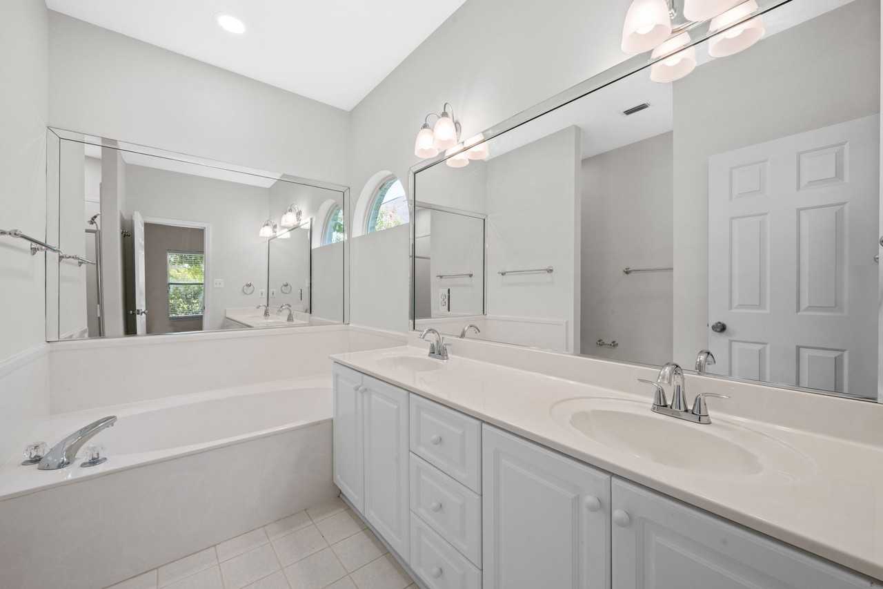 123 Club Dr #1 - Photo 7 of 18