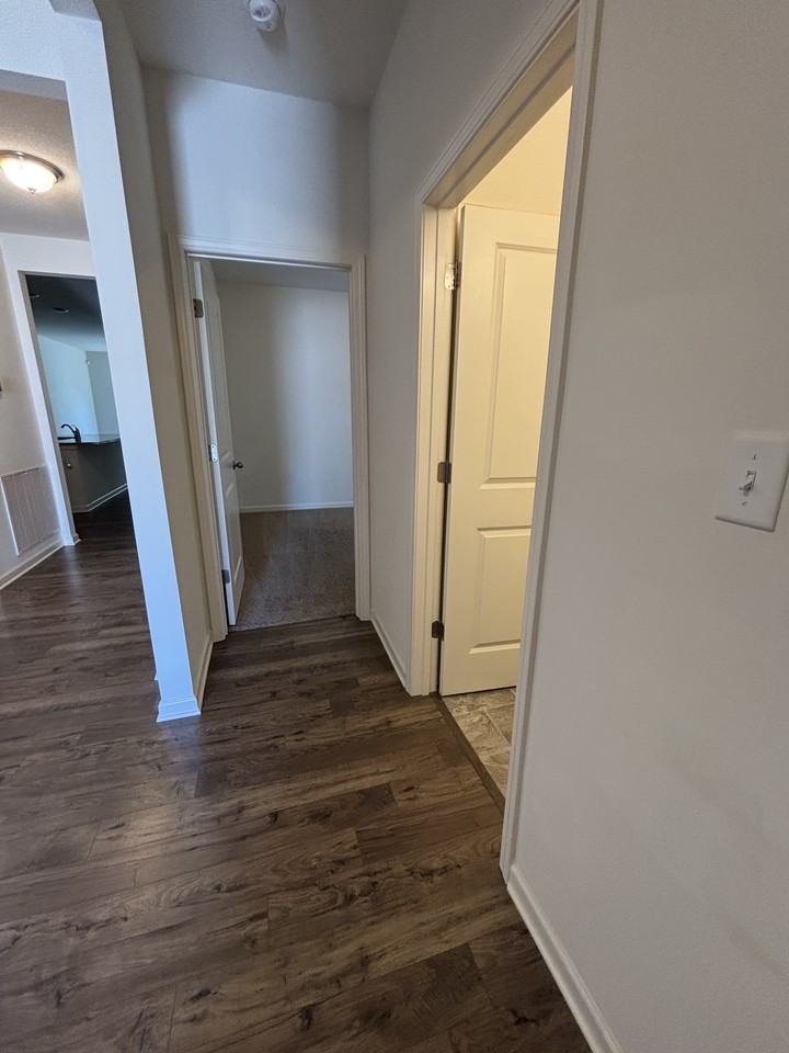 122 Vivian Way #1 - Photo 5 of 21