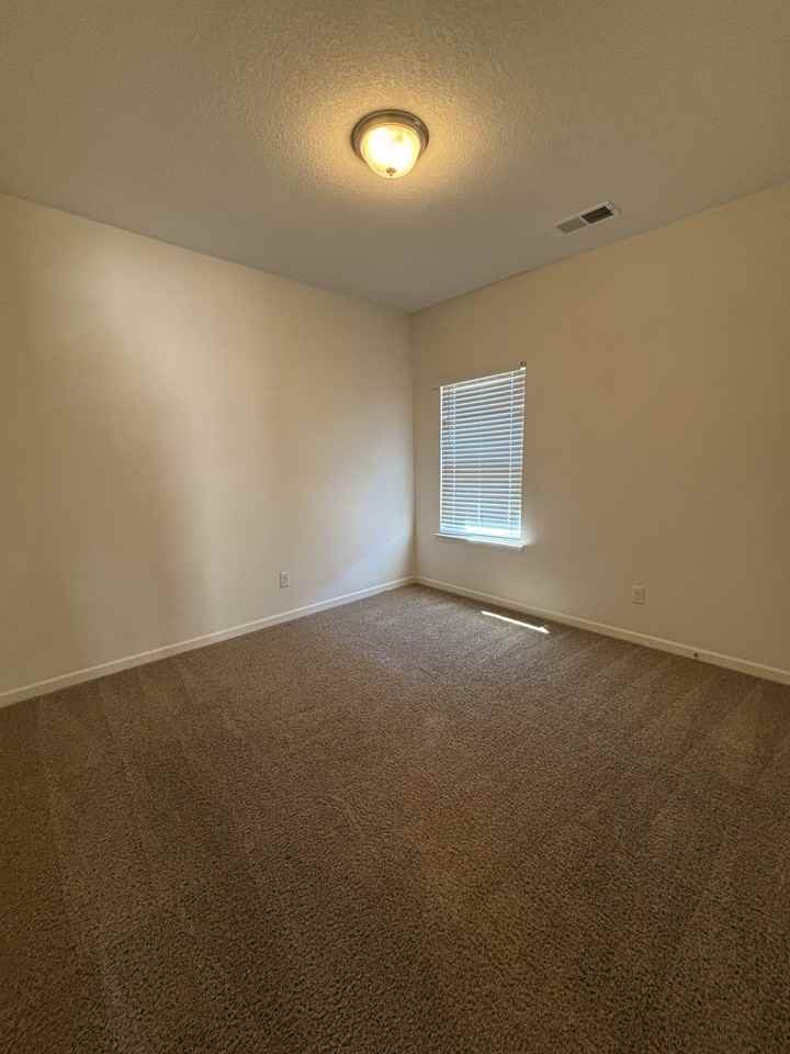 122 Vivian Way #1 - Photo 7 of 21