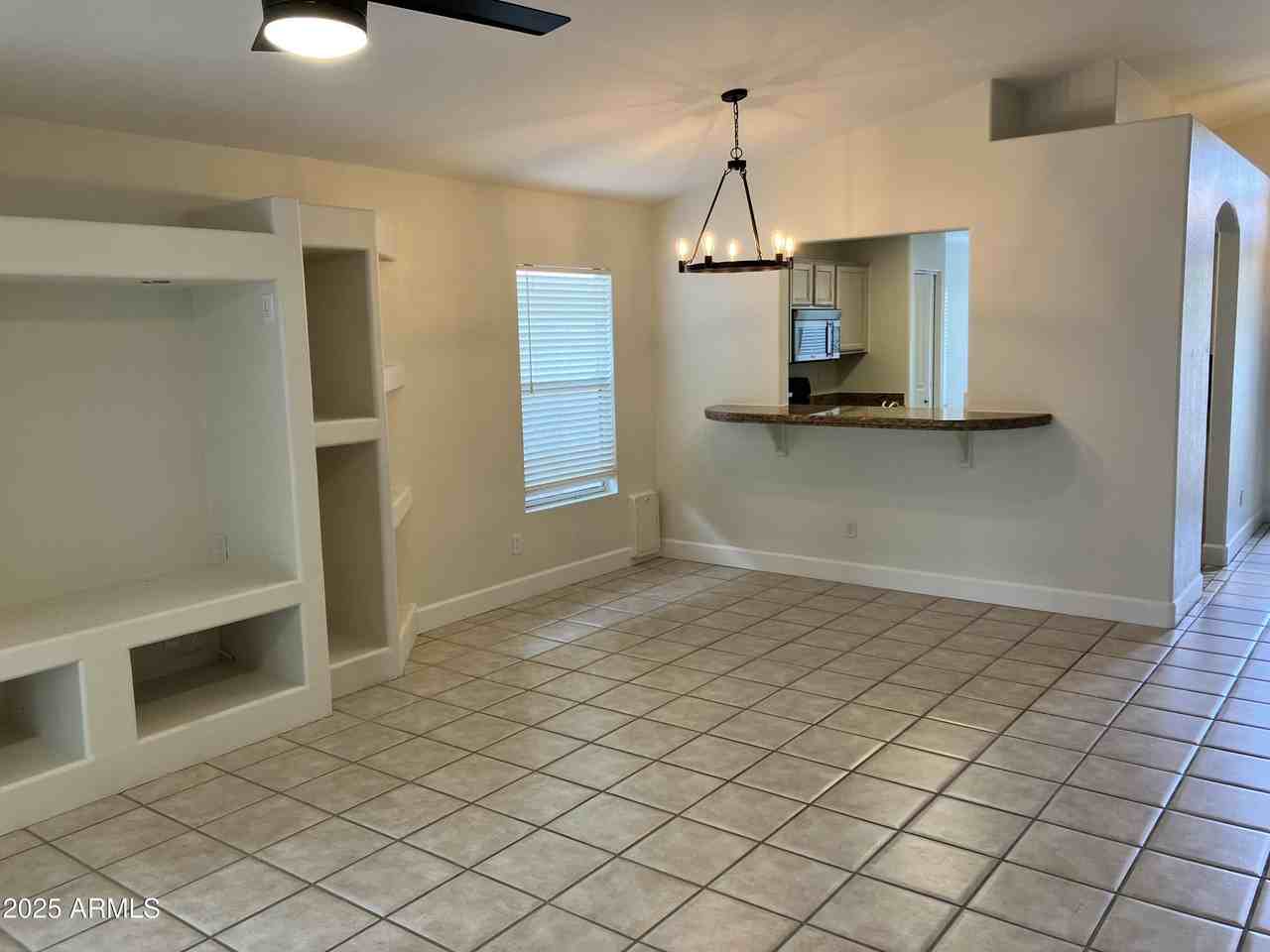 2307 E Kelton Ln - Photo 5 of 15