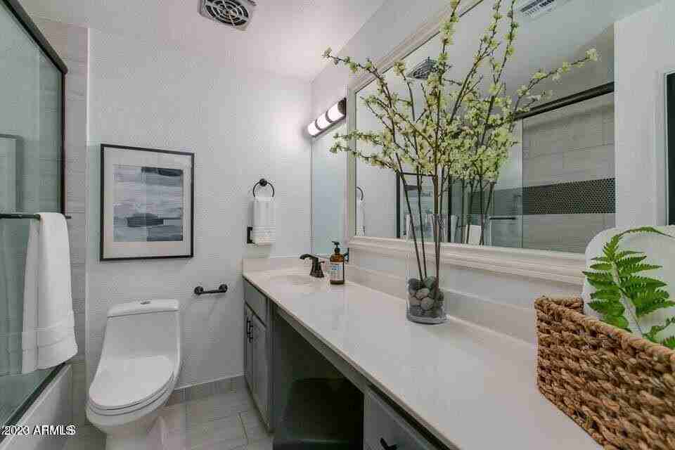 2246 N 82nd St - Photo 7 of 16