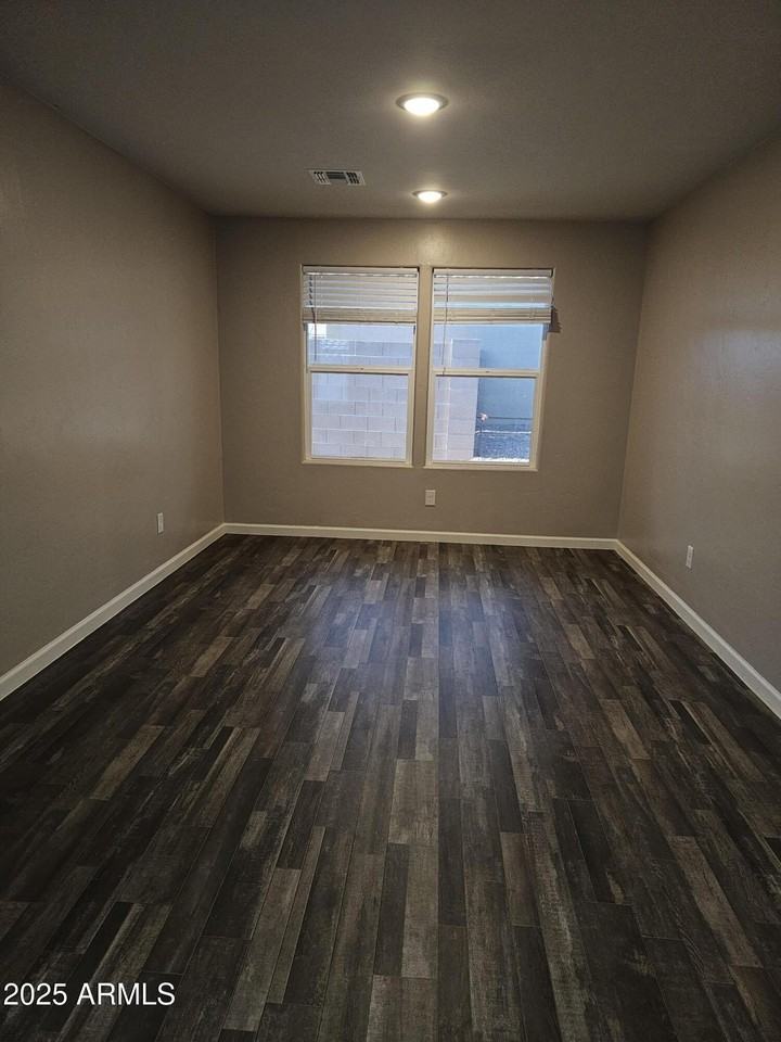 1413 W Sheep Wash Way - Photo 2 of 17