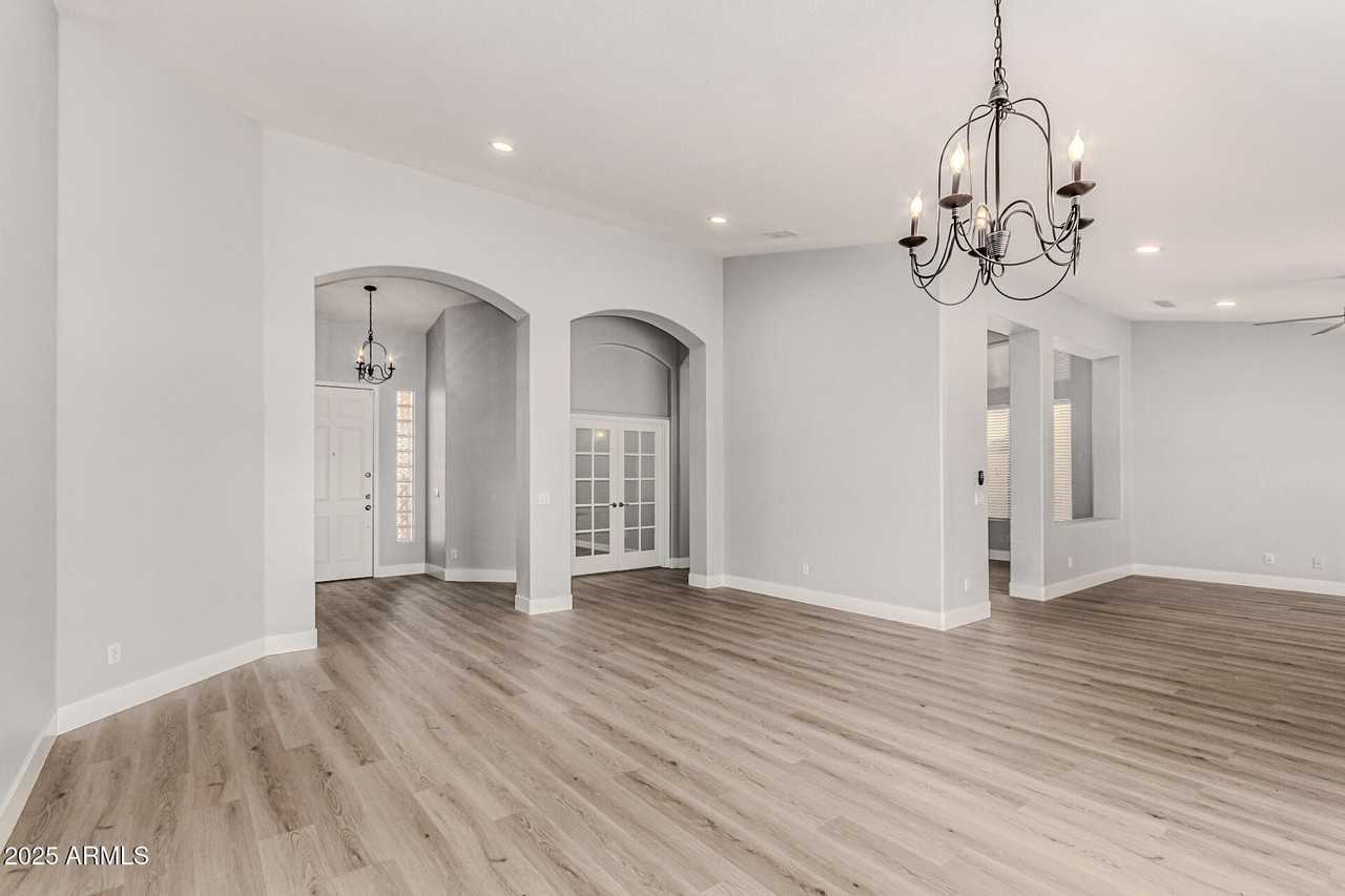 6410 W Buckskin Trl - Photo 7 of 37