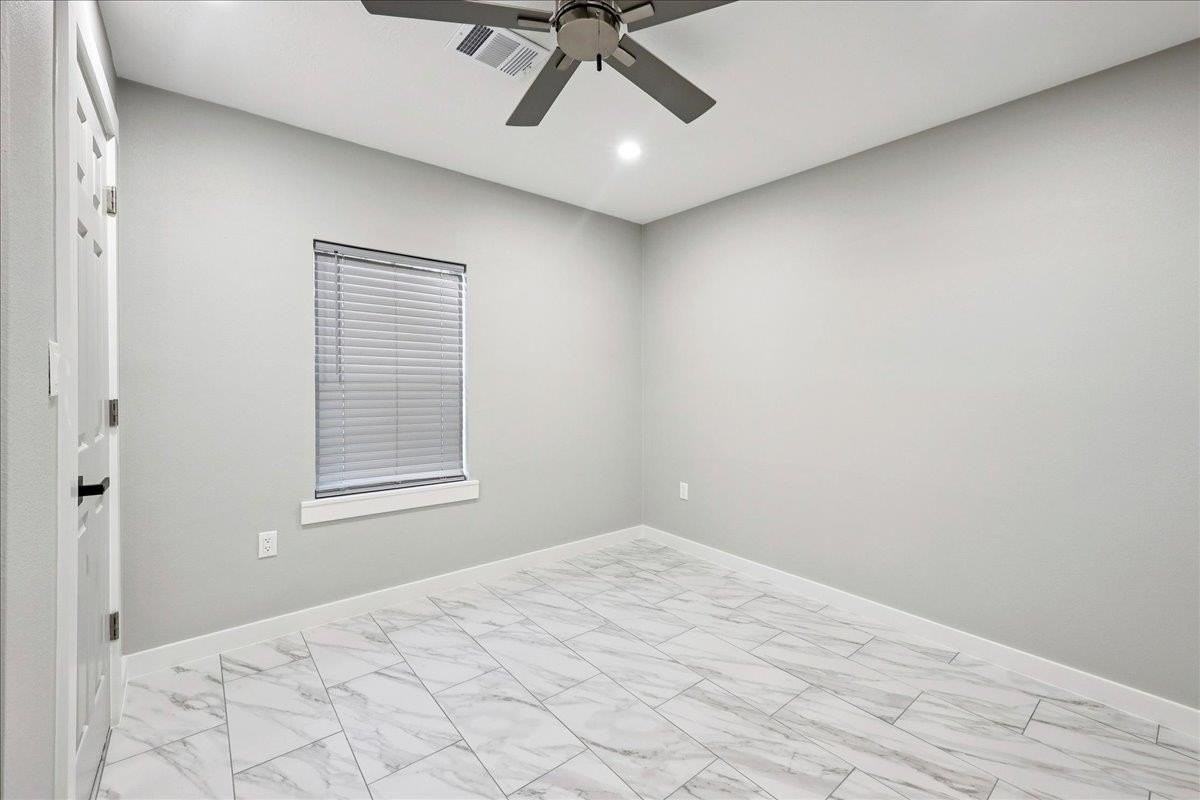 378 Alabama St - Photo 7 of 12