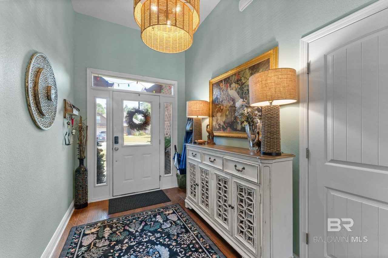 6037 Andhurst Dr - Photo 5 of 26