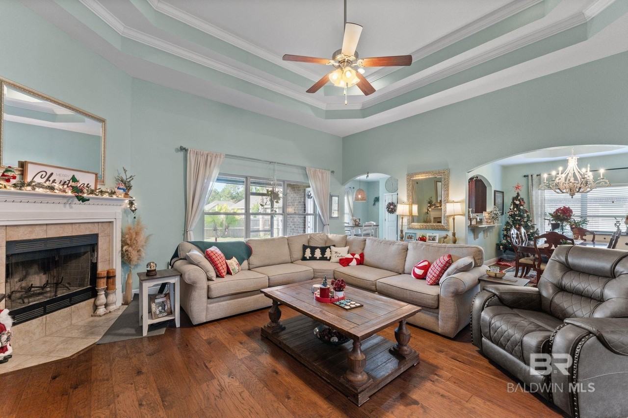 6037 Andhurst Dr - Photo 6 of 26