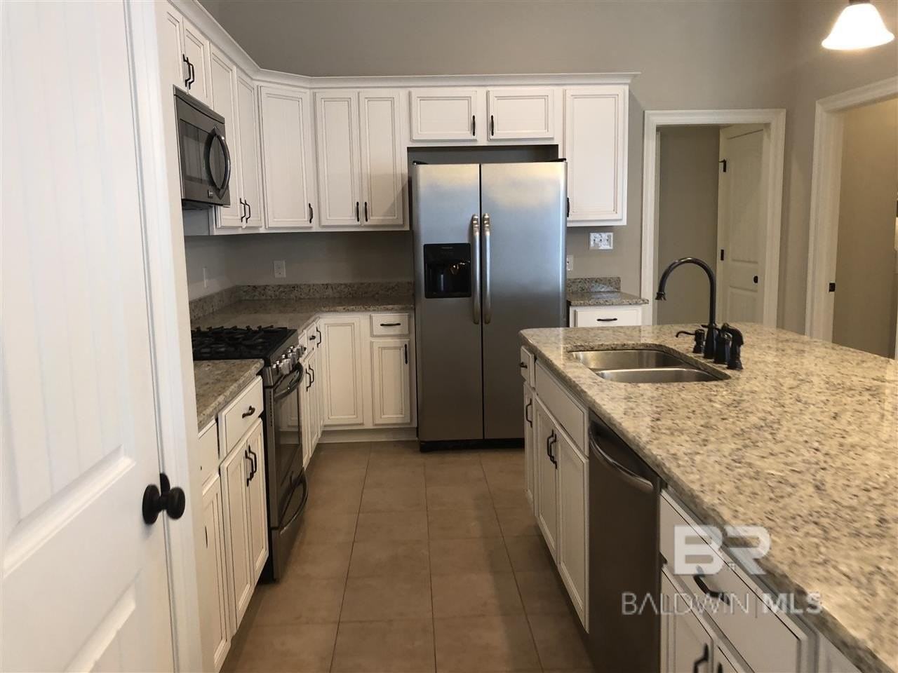 632 Turquoise Dr - Photo 4 of 16