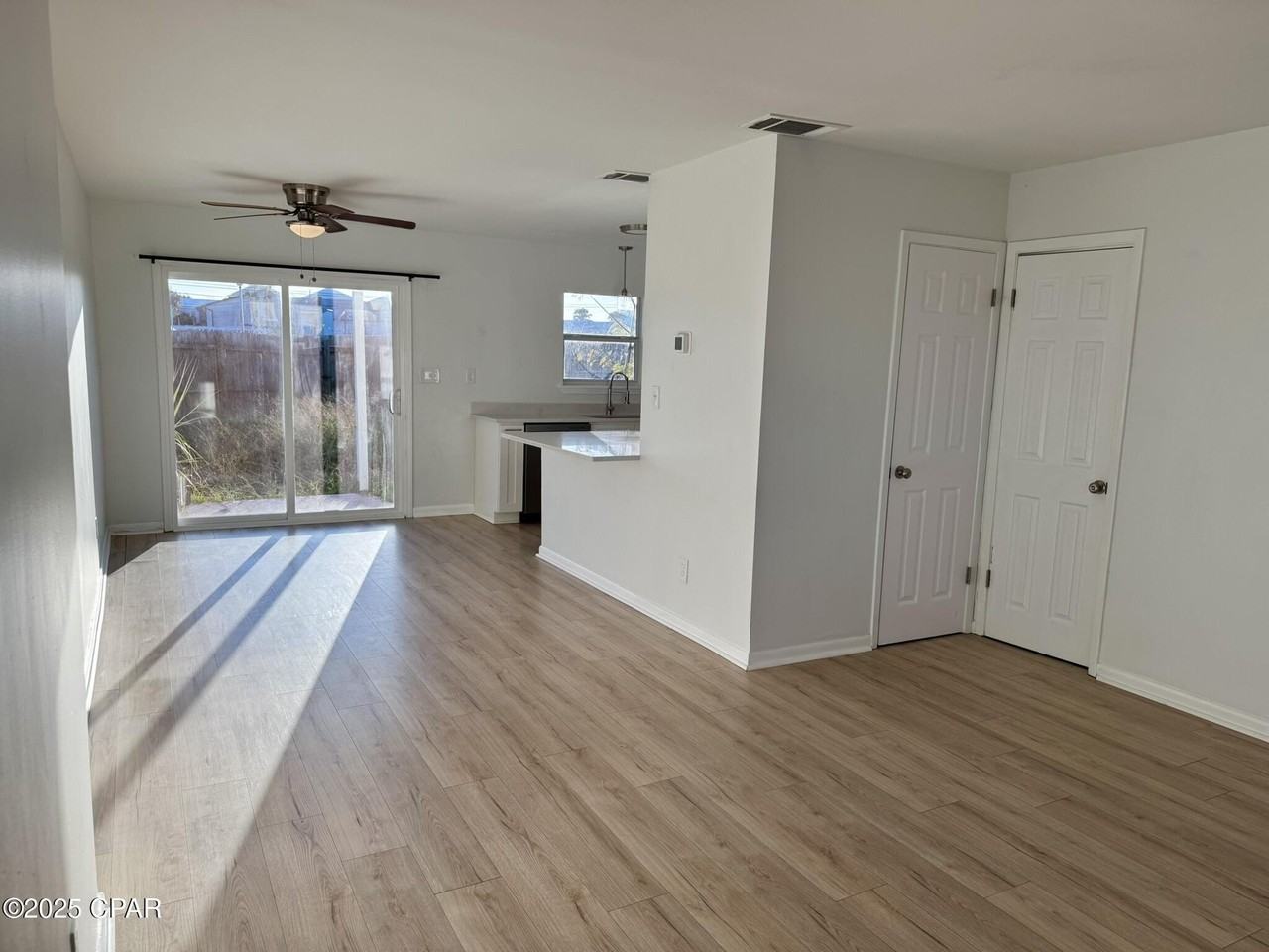 8003 Beach Dr Unit A #A - Photo 4 of 25