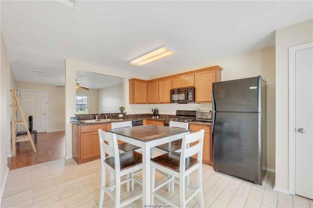 1114 Cottage Grove Cir - Photo 6 of 16