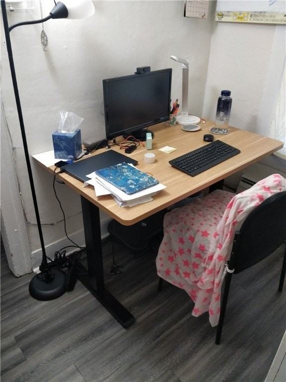 115 Linn St Apt 4 #4 - Photo 6 of 6