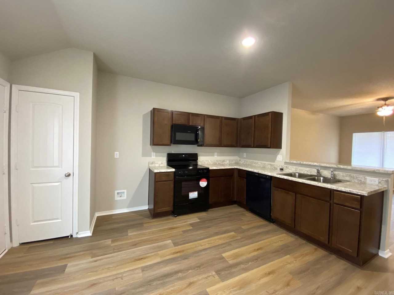 4520 Olympic Dr - Photo 4 of 14