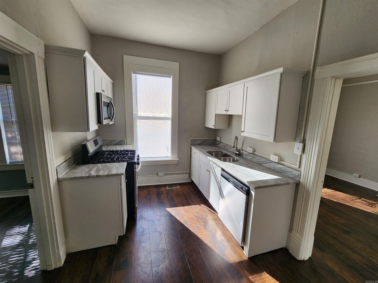 923 Abigail Unit B Street - Photo 3 of 9