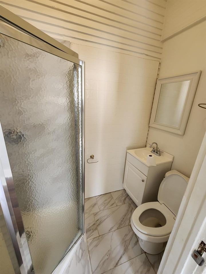 923 Abigail Unit B Street - Photo 7 of 9