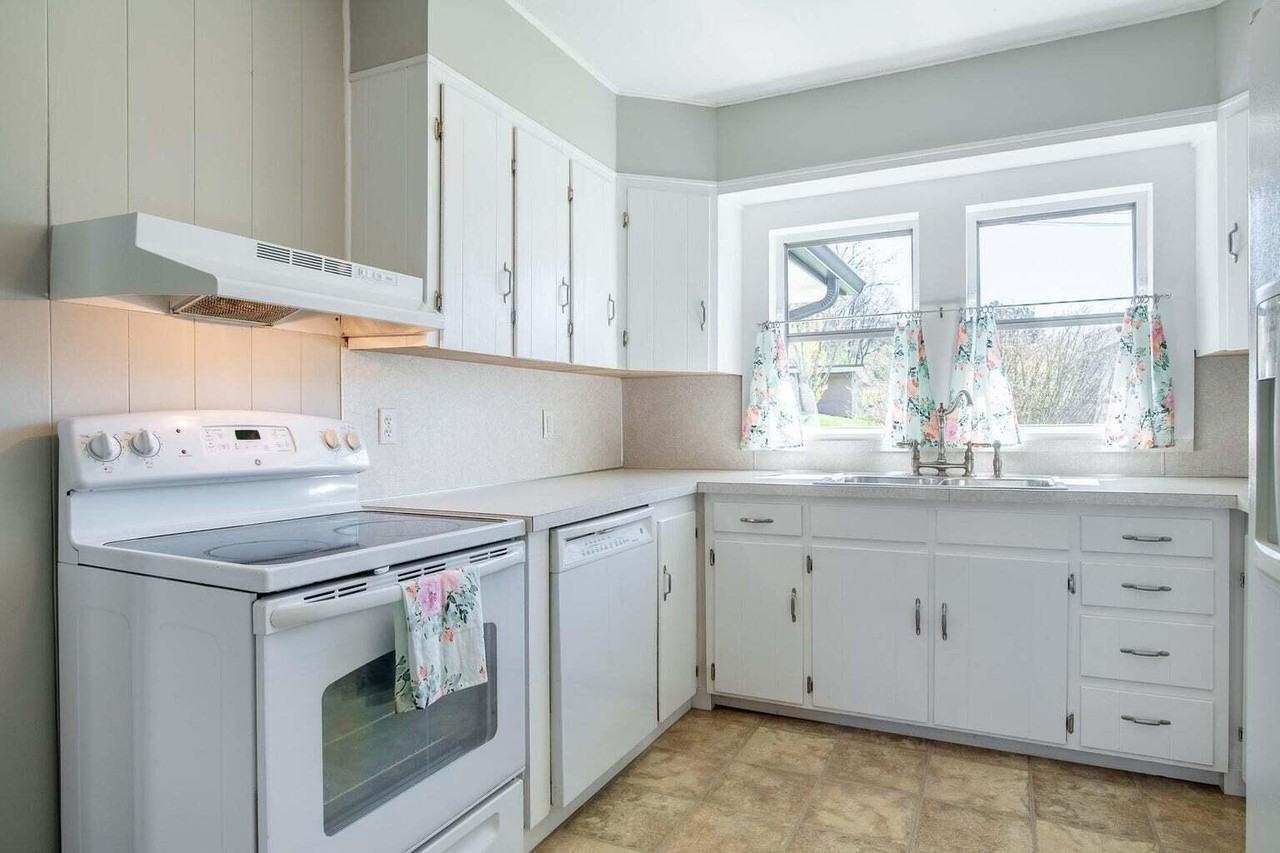 4506 Mccahill Rd - Photo 3 of 21