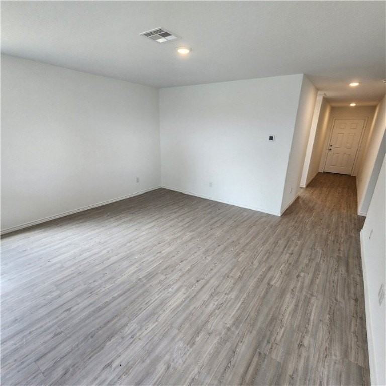 2726 Winterfell St - Photo 4 of 8