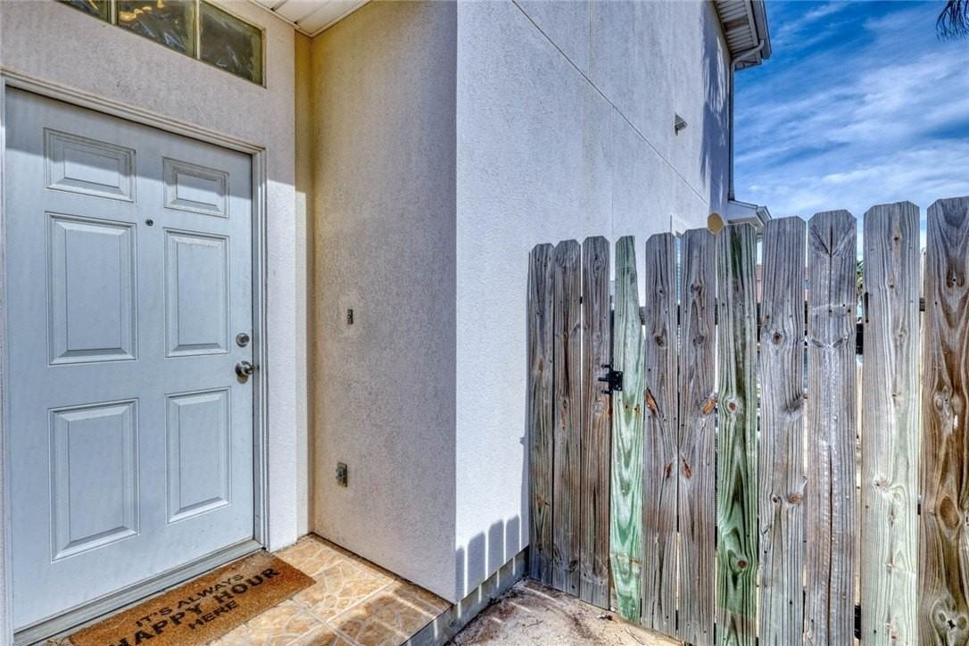 15410 Grass Cay Ct - Photo 2 of 39