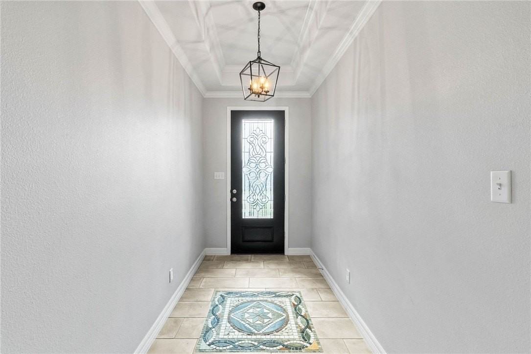 7510 Quartz Dr - Photo 2 of 20