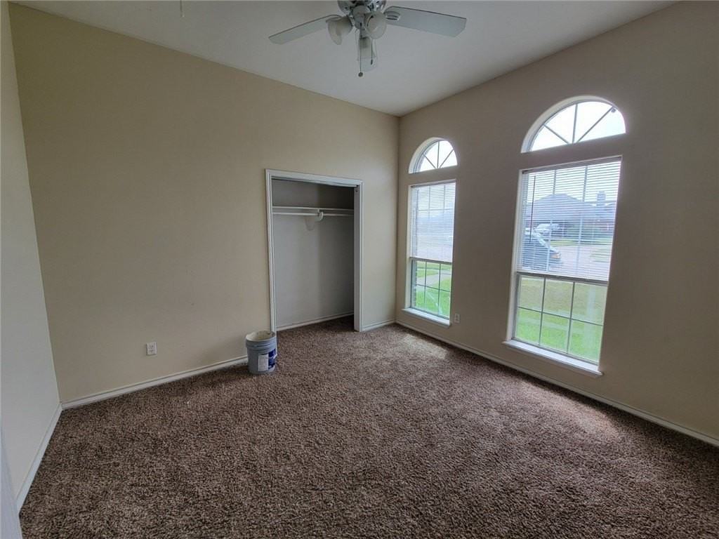 3802 Brockhampton Ct - Photo 7 of 9