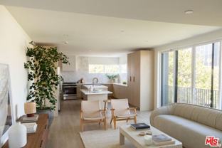 6541 De Longpre Ave Unit 1/2 #1-2 - Photo 1 of 1