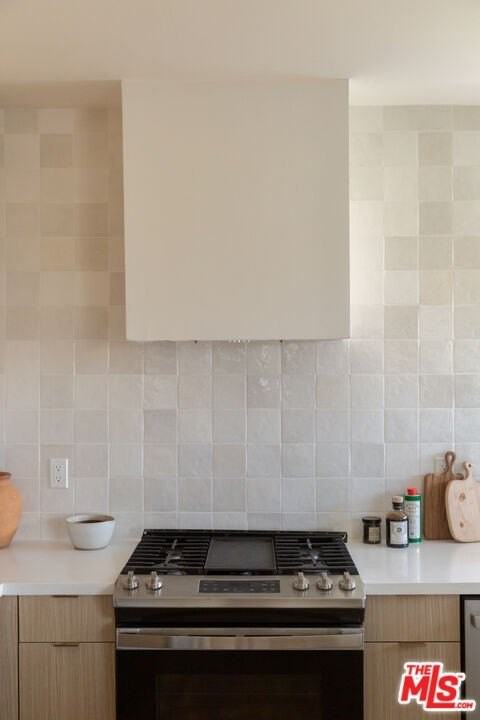 6541 De Longpre Ave Unit 1/2 #1-2 - Photo 3 of 34