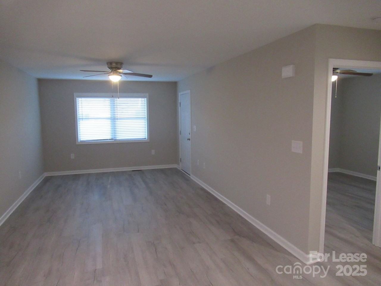 1761 River Rd - Photo 5 of 20