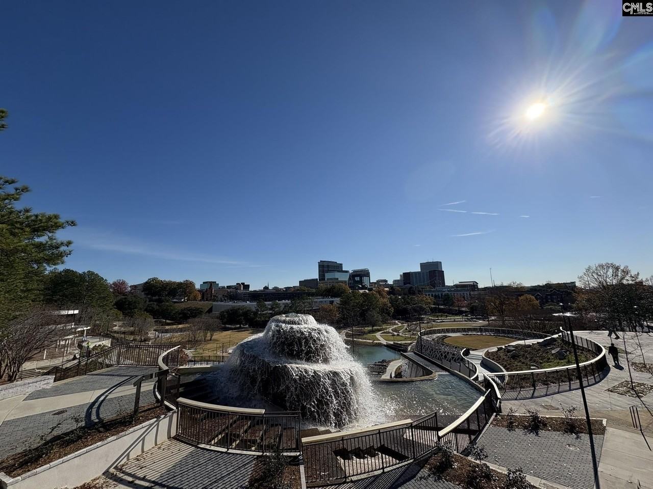 1625 Gadsden St - Photo 2 of 15