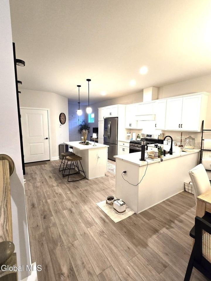 2 Blair Ct - Photo 4 of 19