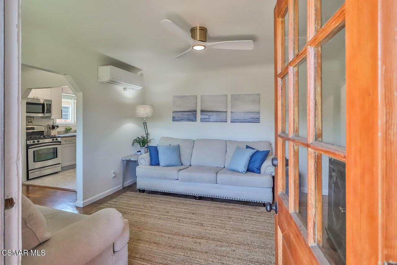 59 E Lewis St - Photo 3 of 23