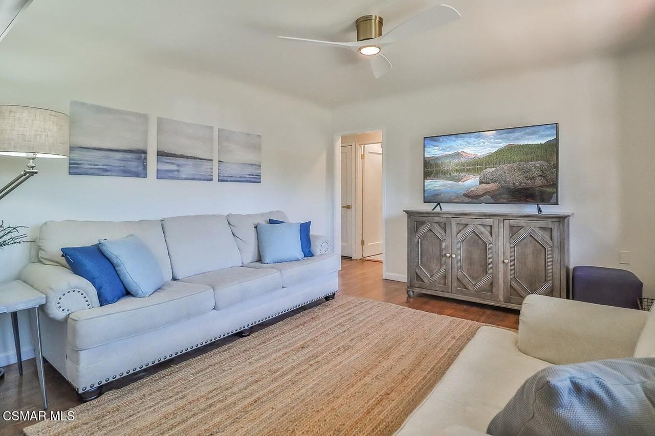 59 E Lewis St - Photo 4 of 23