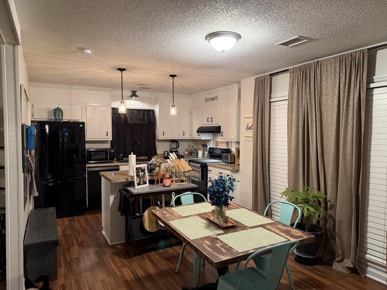 101 Egret Ave - Photo 6 of 20