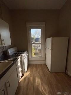 270 E Market St #5 - Photo 7 of 11