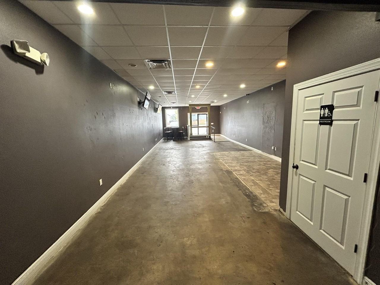 148 E Woodruff Ave - Photo 4 of 7