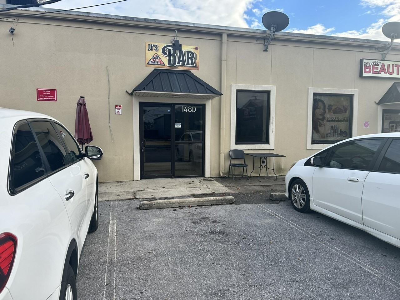 148 E Woodruff Ave - Photo 5 of 7