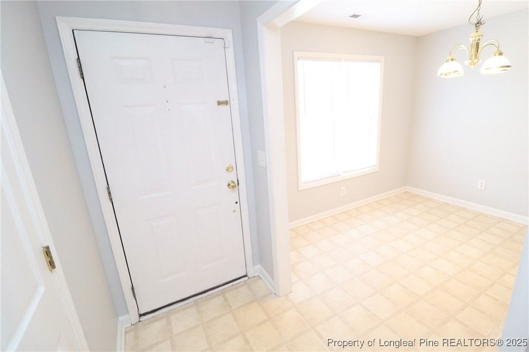 4105 Scofield Dr - Photo 2 of 27