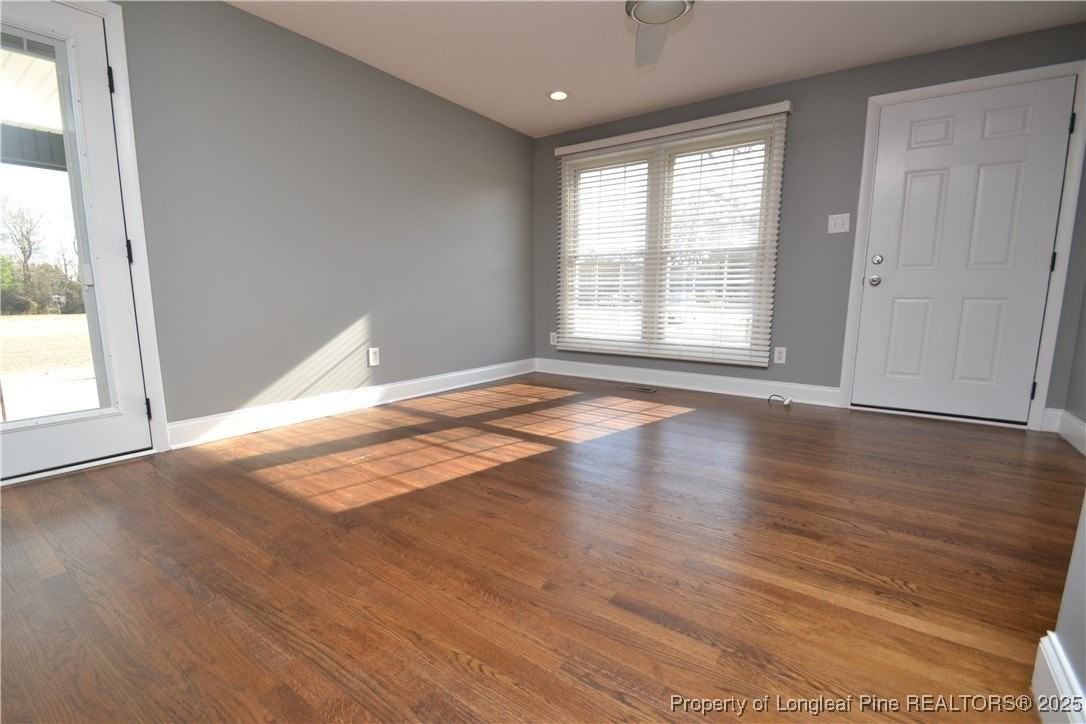 10521 Ten Ten Rd - Photo 4 of 30