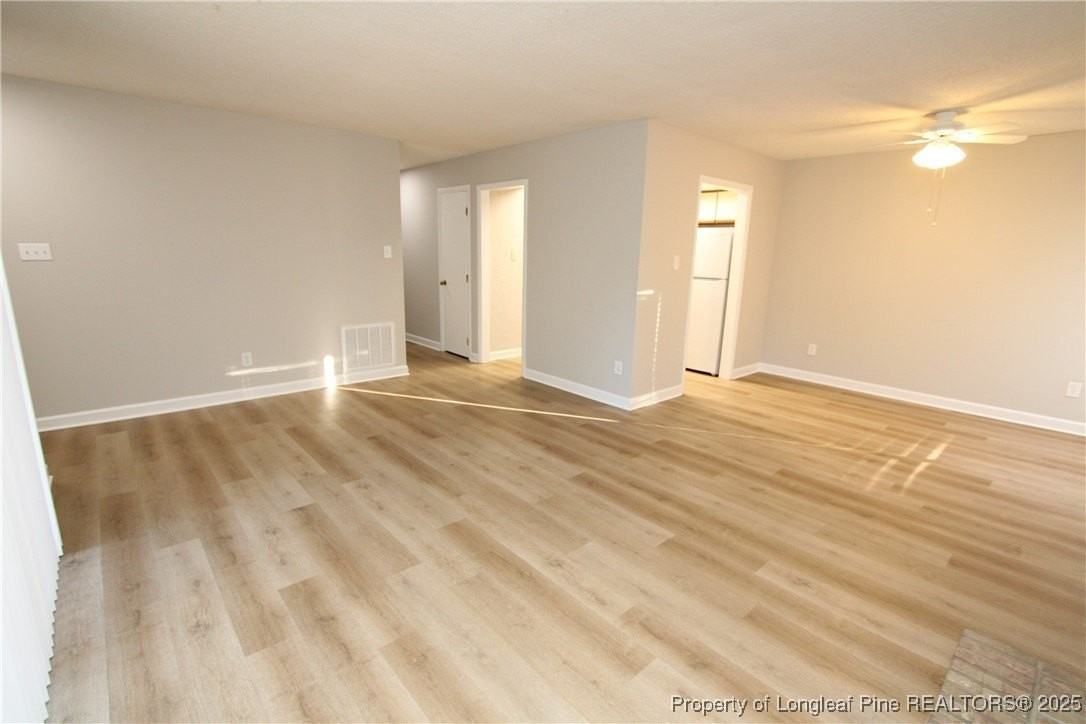 118 Manhattan Ct - Photo 5 of 28