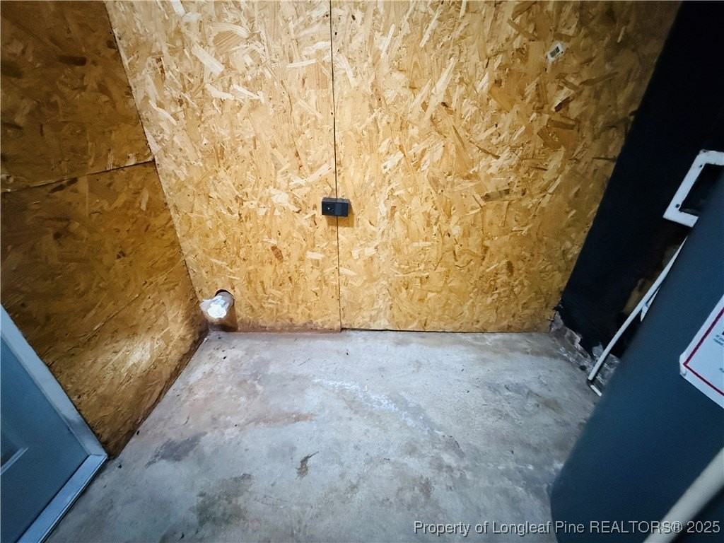 923 Fiske Dr - Photo 7 of 18