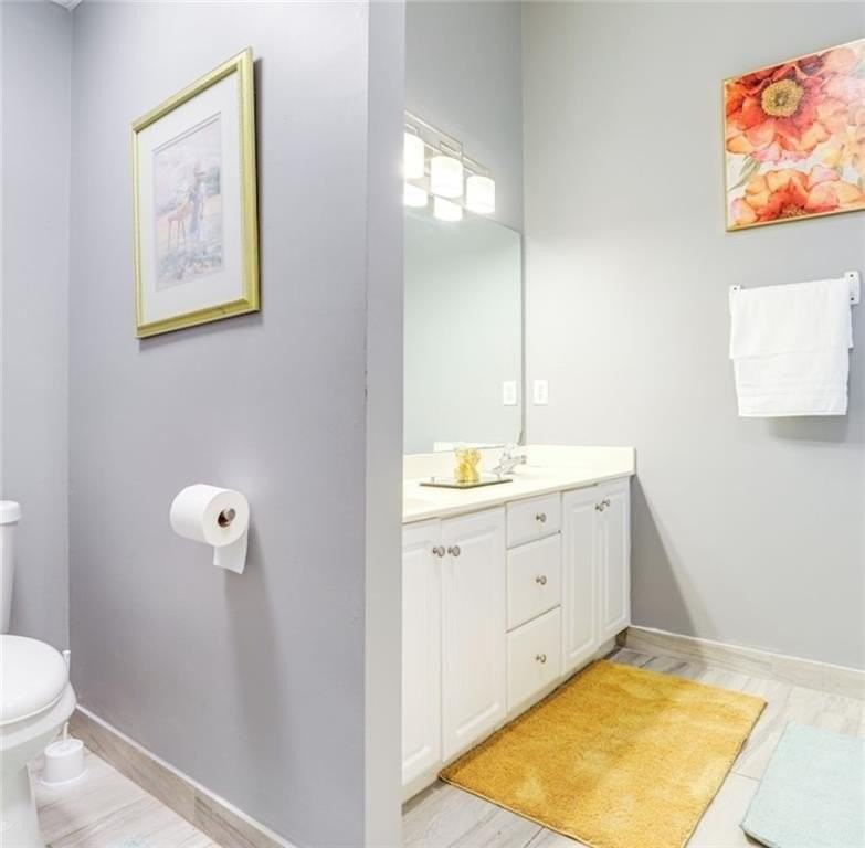 1080 Rafington Dr - Photo 2 of 19