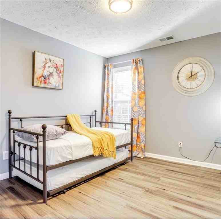 1080 Rafington Dr - Photo 3 of 19