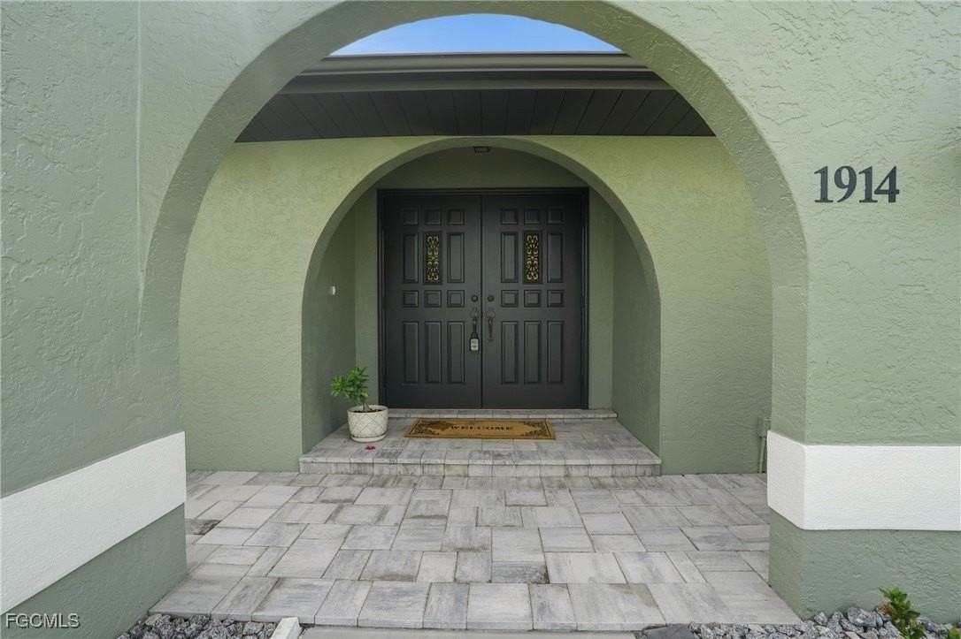 1914 Se 16th St - Photo 3 of 45