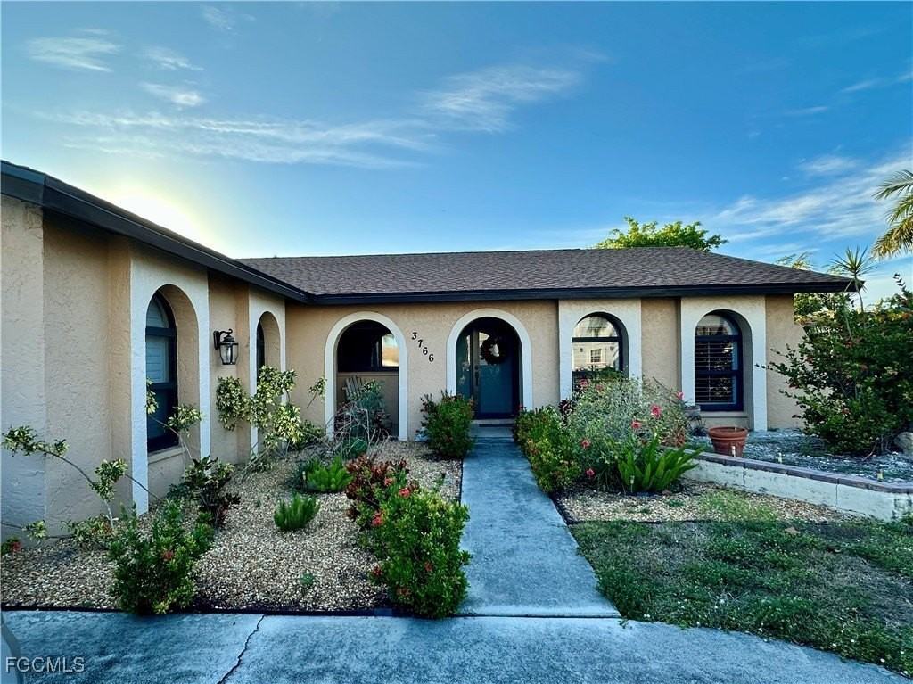 3766 Se 6th Ave - Photo 4 of 19