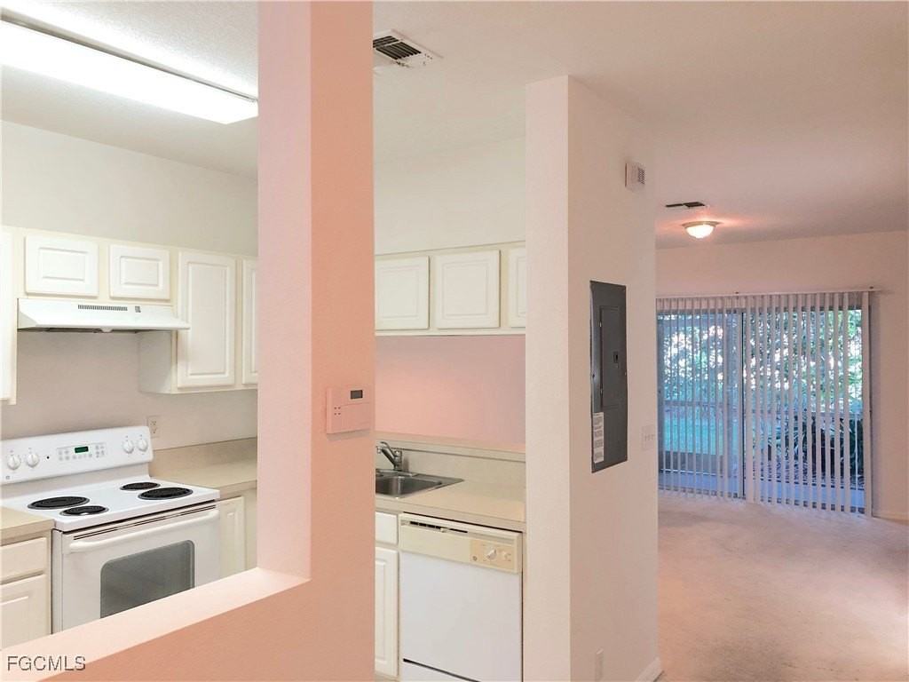 8073 Pacific Beach Dr - Photo 2 of 20