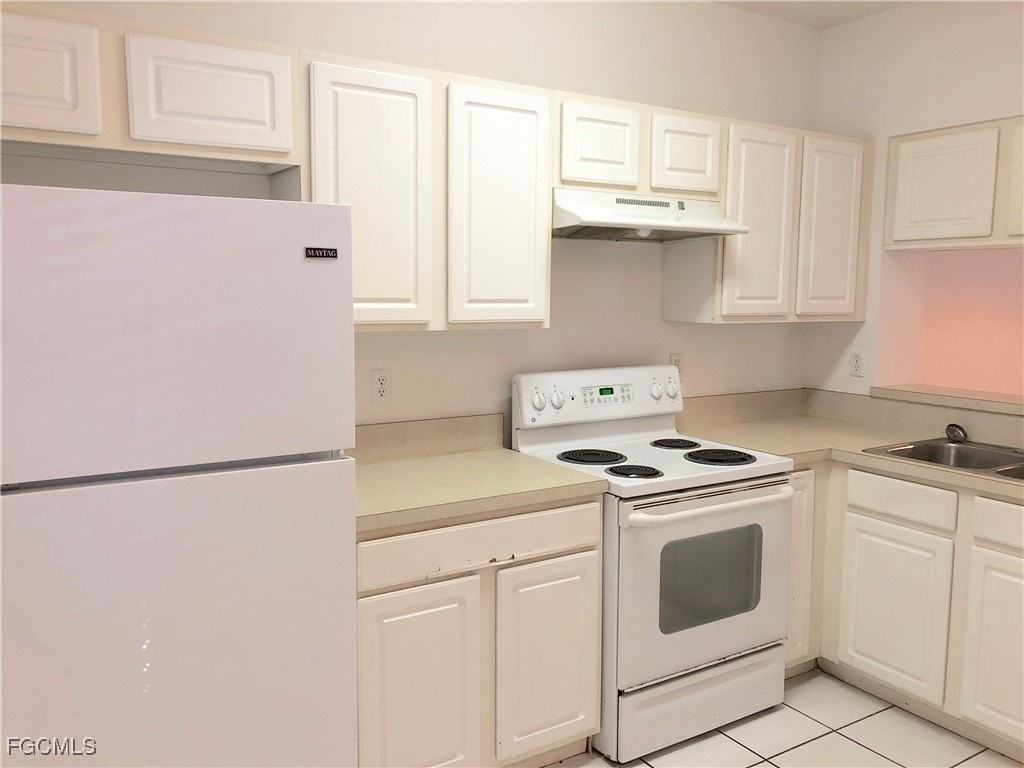 8073 Pacific Beach Dr - Photo 6 of 20