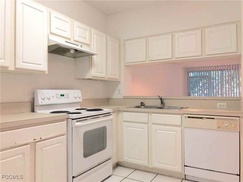 8073 Pacific Beach Dr - Photo 7 of 20