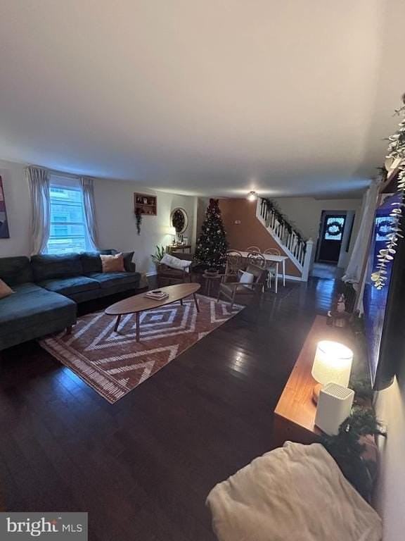 101 Karrs Ln - Photo 4 of 21