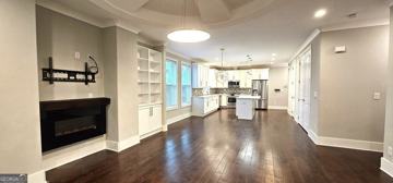 featured image of 1993 Memorial Dr Se