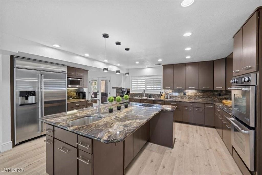 1695 Montessouri St - Photo 2 of 50