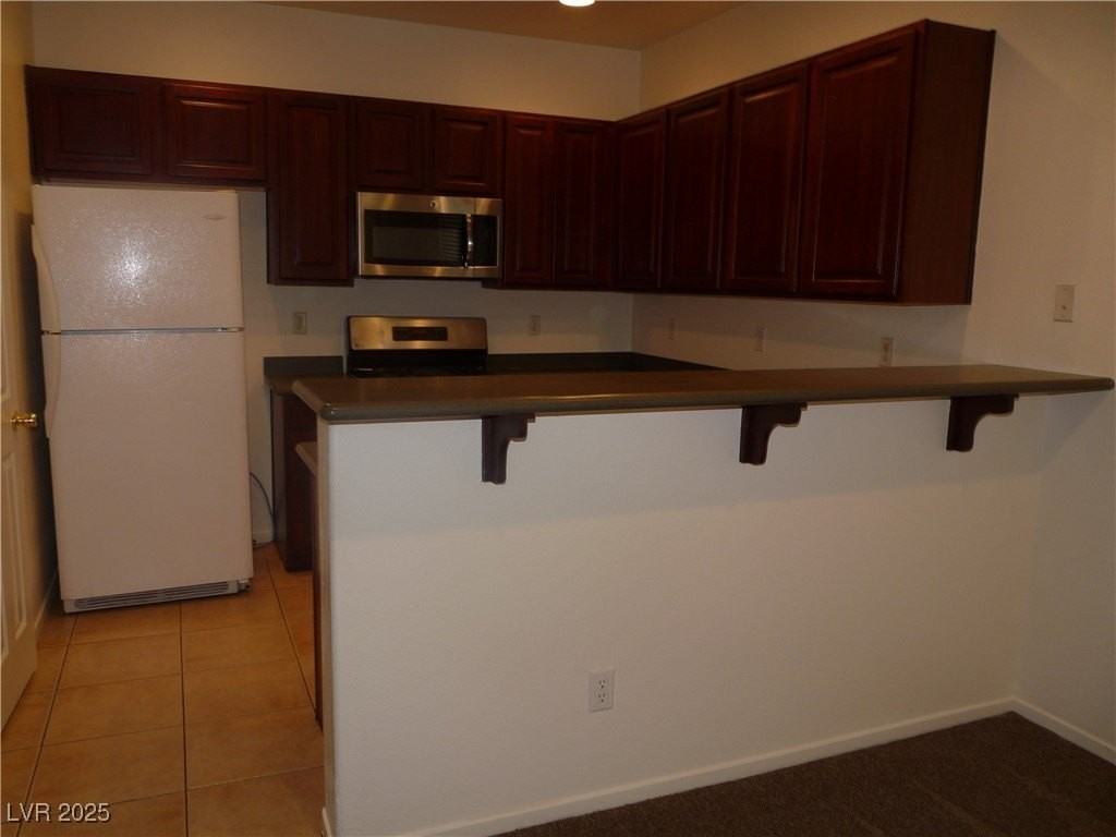 7944 Crimson Point St - Photo 4 of 11