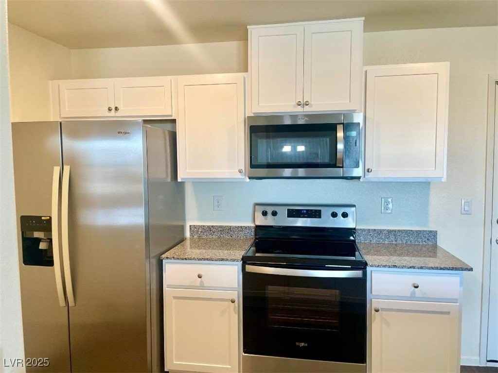 1130 Scarlet Sparrow St - Photo 5 of 21